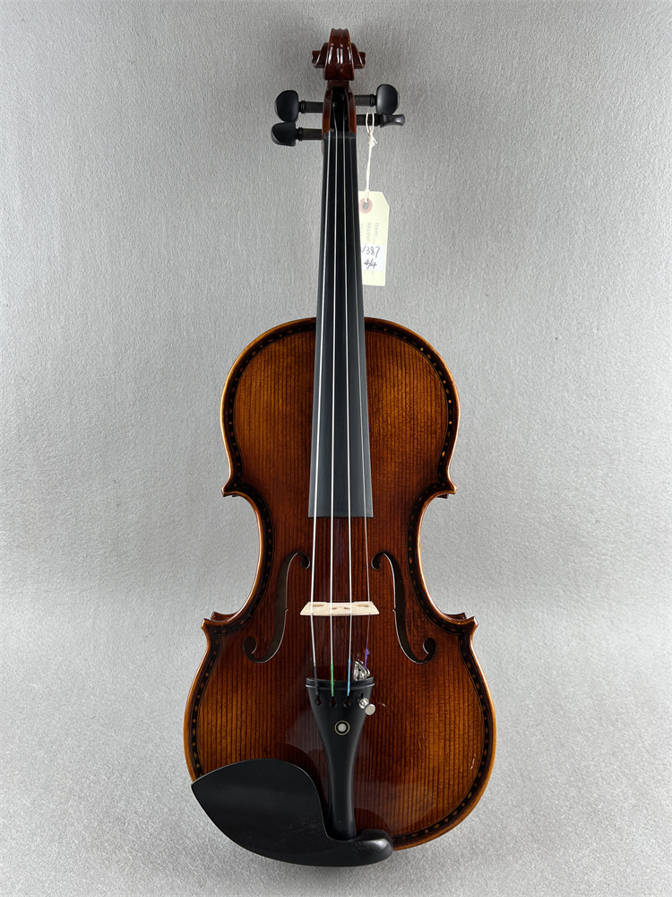 صورة حقيقية لآلة الكمان 4/4 ال - مراجعة Musical Instrument Photo وسعره